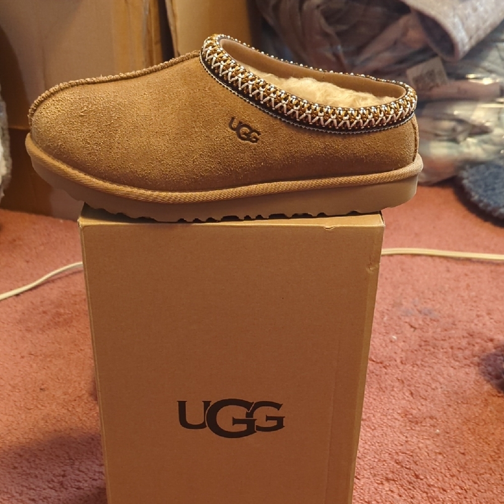 UGG Chestnut Tasman